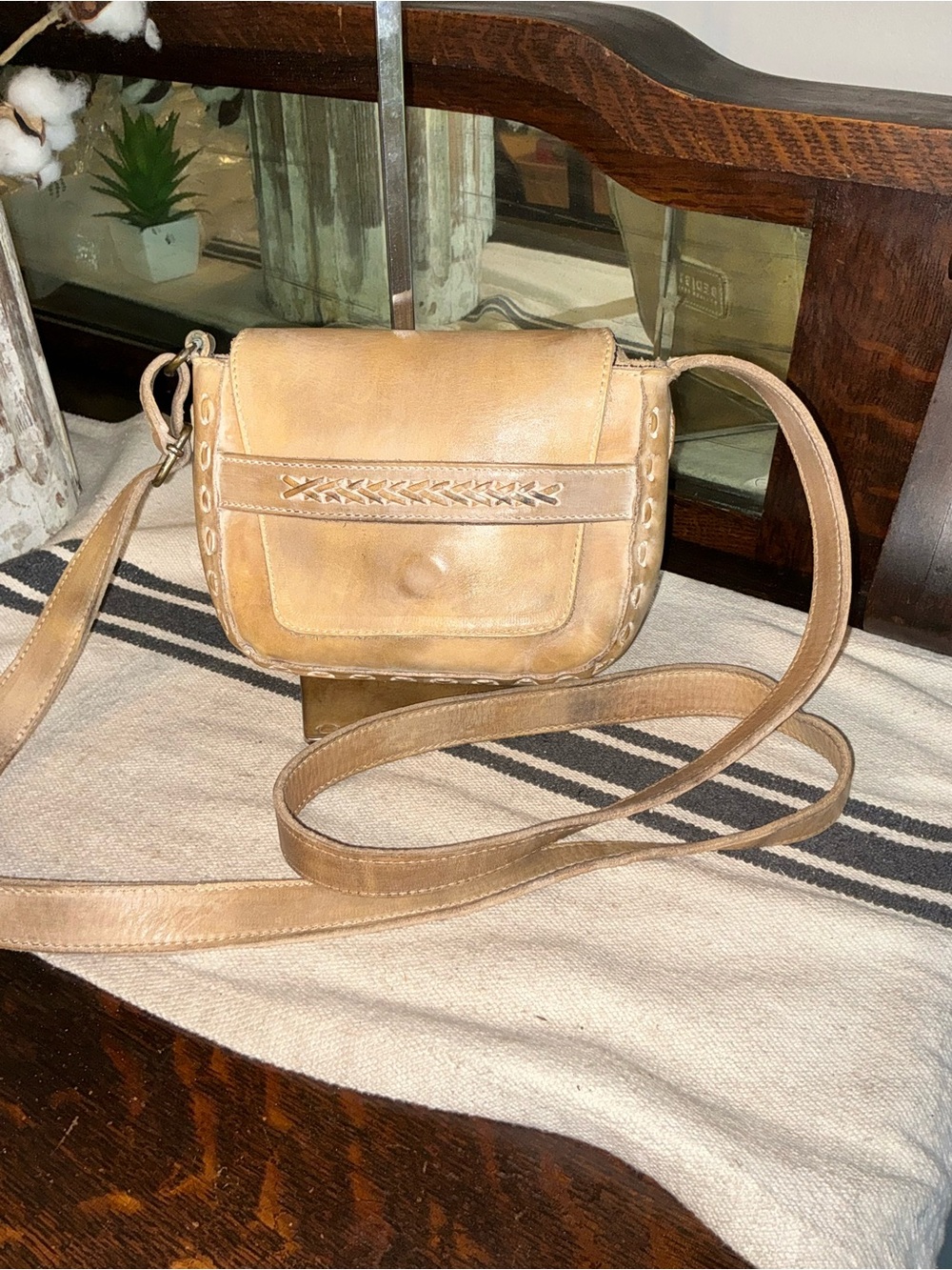 NWOT Bed Stu Leather Newport Tan Rustic White BFS Crossbody Bag MSRP $175